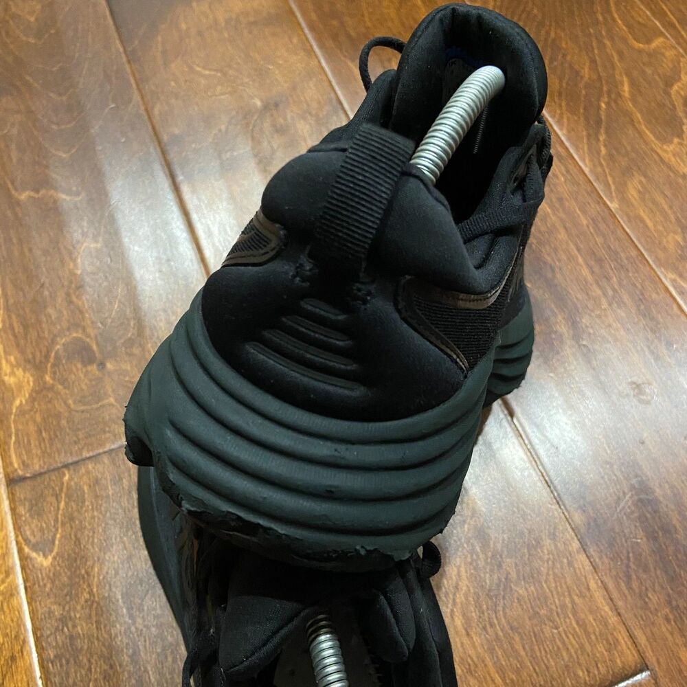 Hoka One One Bondi 8 Triple Black Running Walking Gym Sneakers Men's Size 9.5D - Picture 6 of 9
